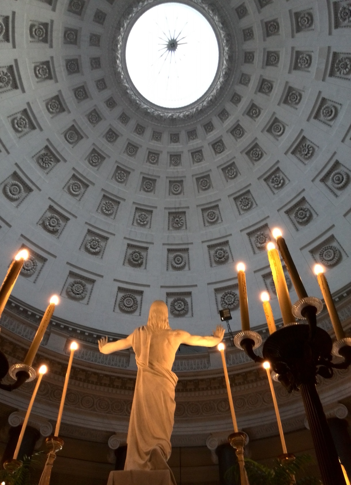 Pantheon – Cristo Benedicente, statua di Cristo al centro del Pantheon